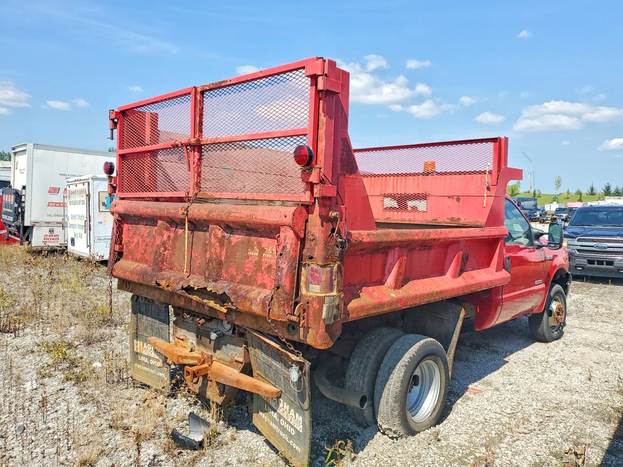 2007 Ford F350 Super Duty Dump Truck - Фото 3
