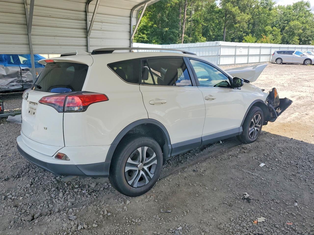 2018 Toyota Rav4 Le - Фото 3