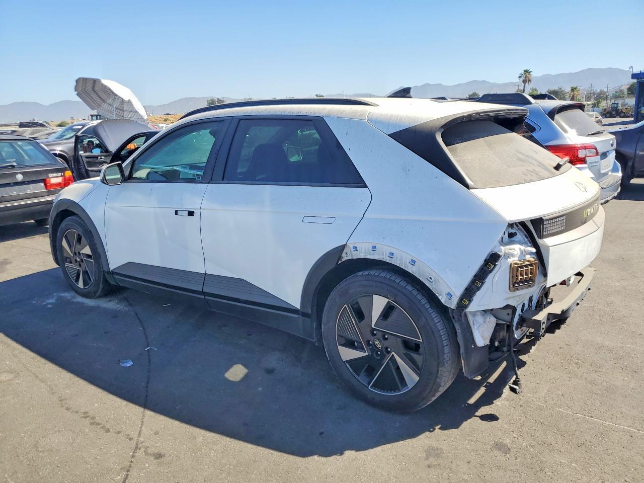 2025 Hyundai Ioniq 5 Sel - Фото 2