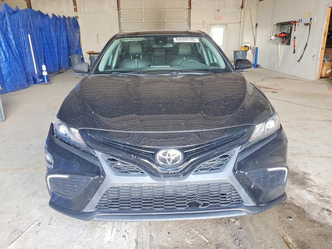 2022 Toyota Camry Se - Фото 5