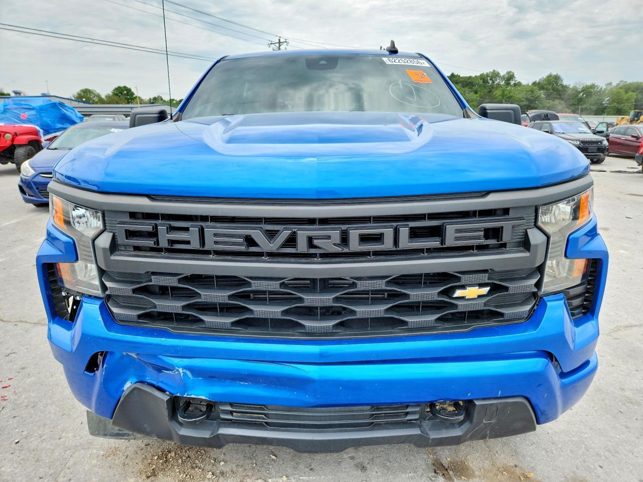 2022 Chevrolet Silverado K1500 Custom - Фото 5