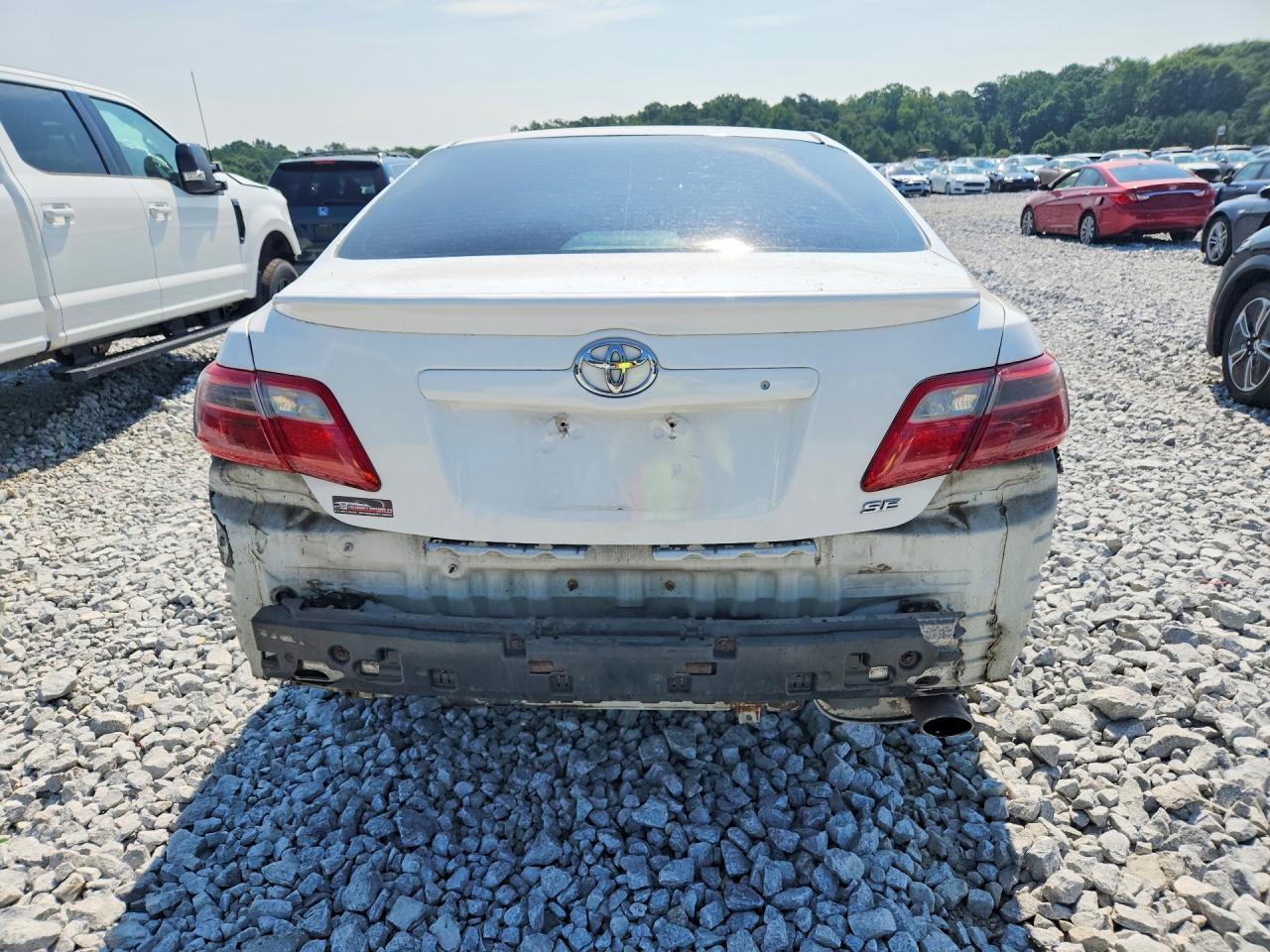 2008 Toyota Camry Se - Image 6