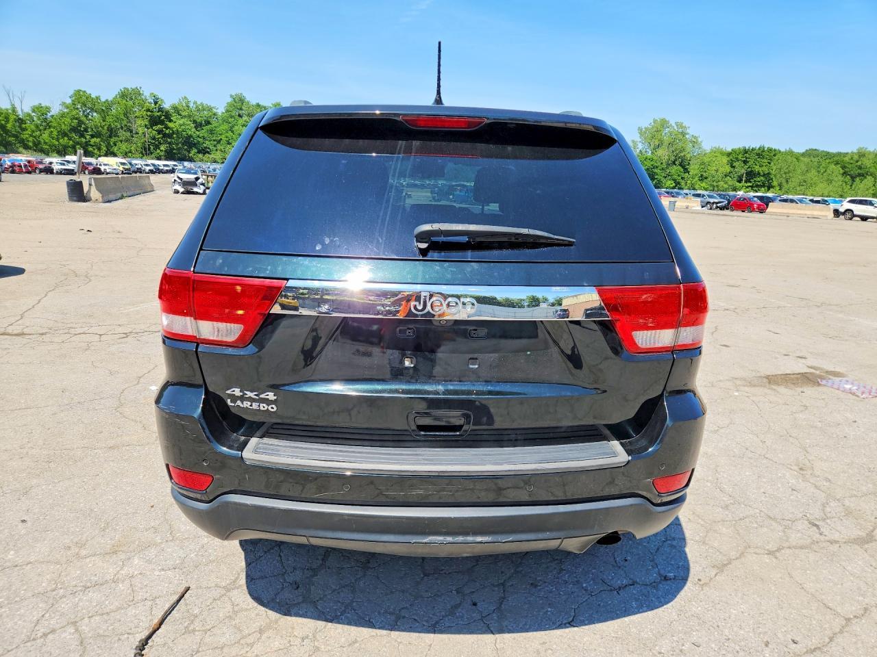 2013 Jeep Grand Cherokee Lared - Image 6