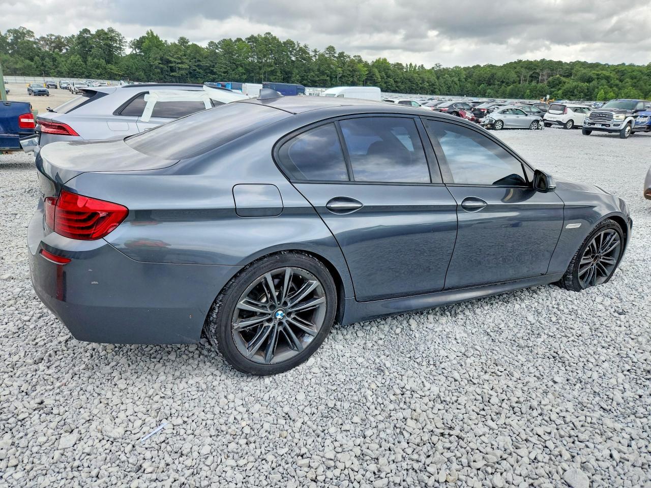 2016 BMW 528 I - Фото 3