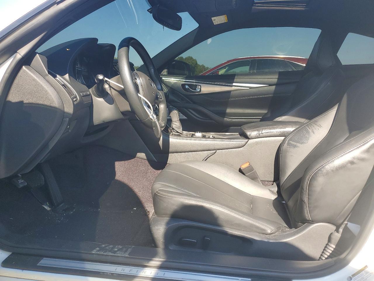 2019 Infiniti Q60 3.0T Luxe - Фото 7