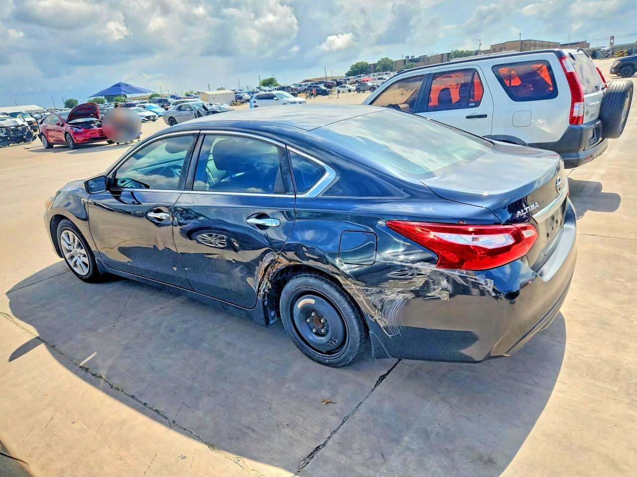 2017 Nissan Altima 2.5 S - Фото 2
