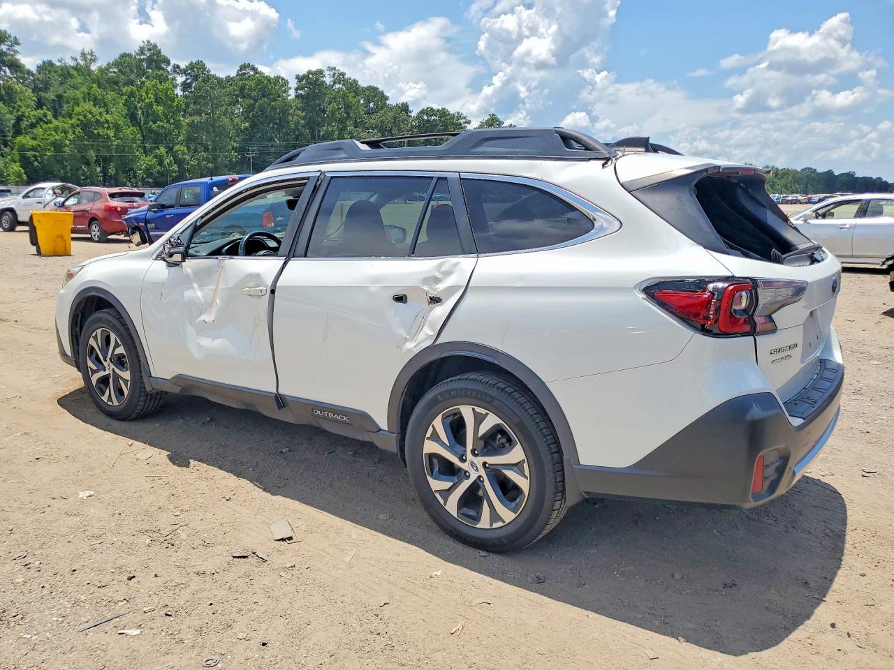 2020 Subaru Outback Limited - Фото 2