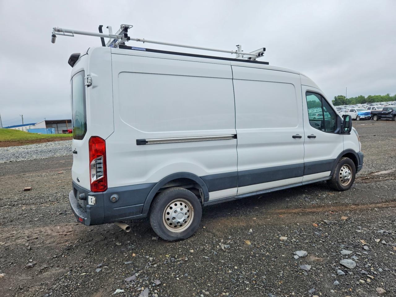2020 Ford Transit T-250 Cargo ** R & D * Pri Fleet ** - Фото 3