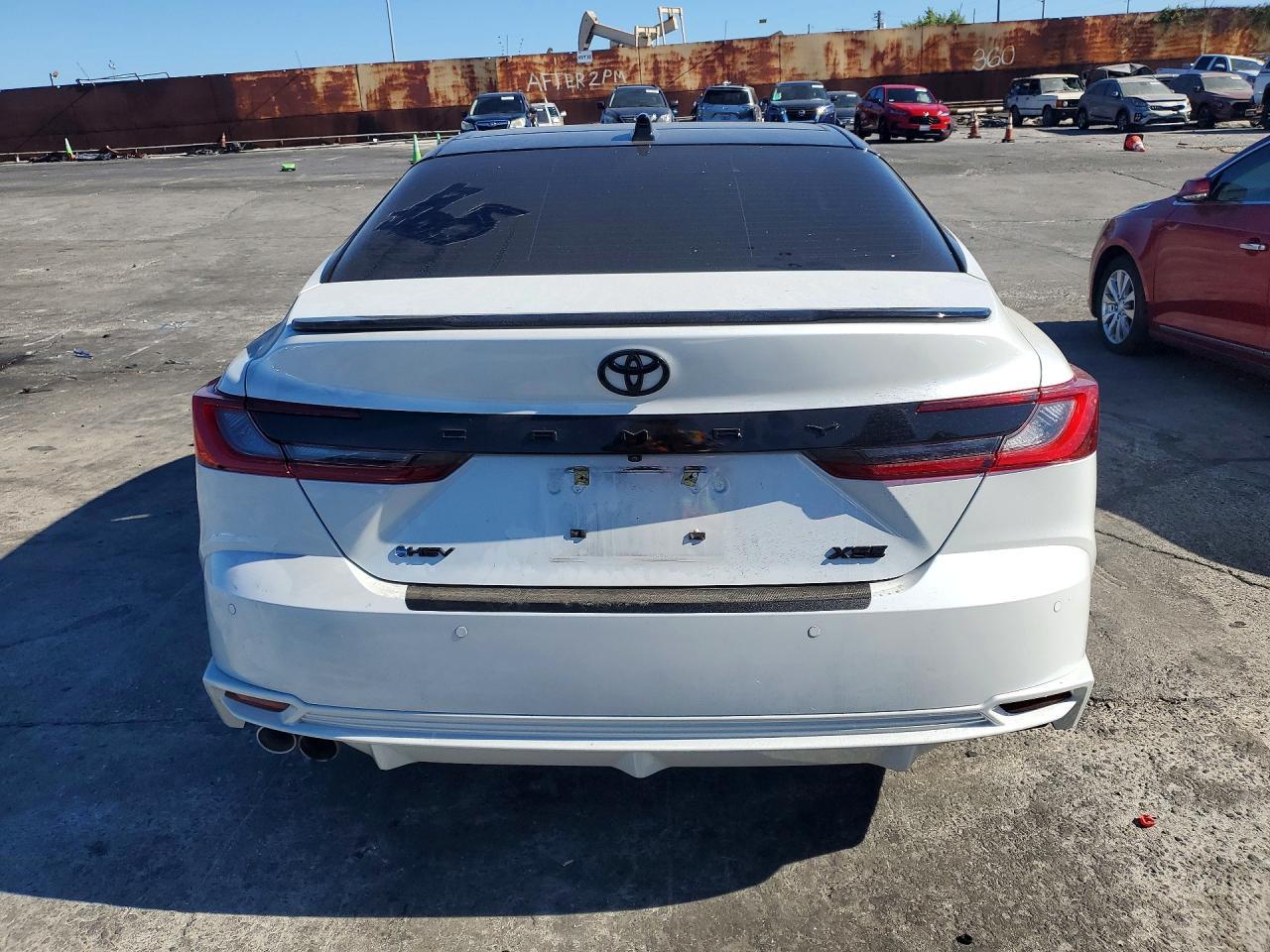 2025 Toyota Camry Xse - Фото 6