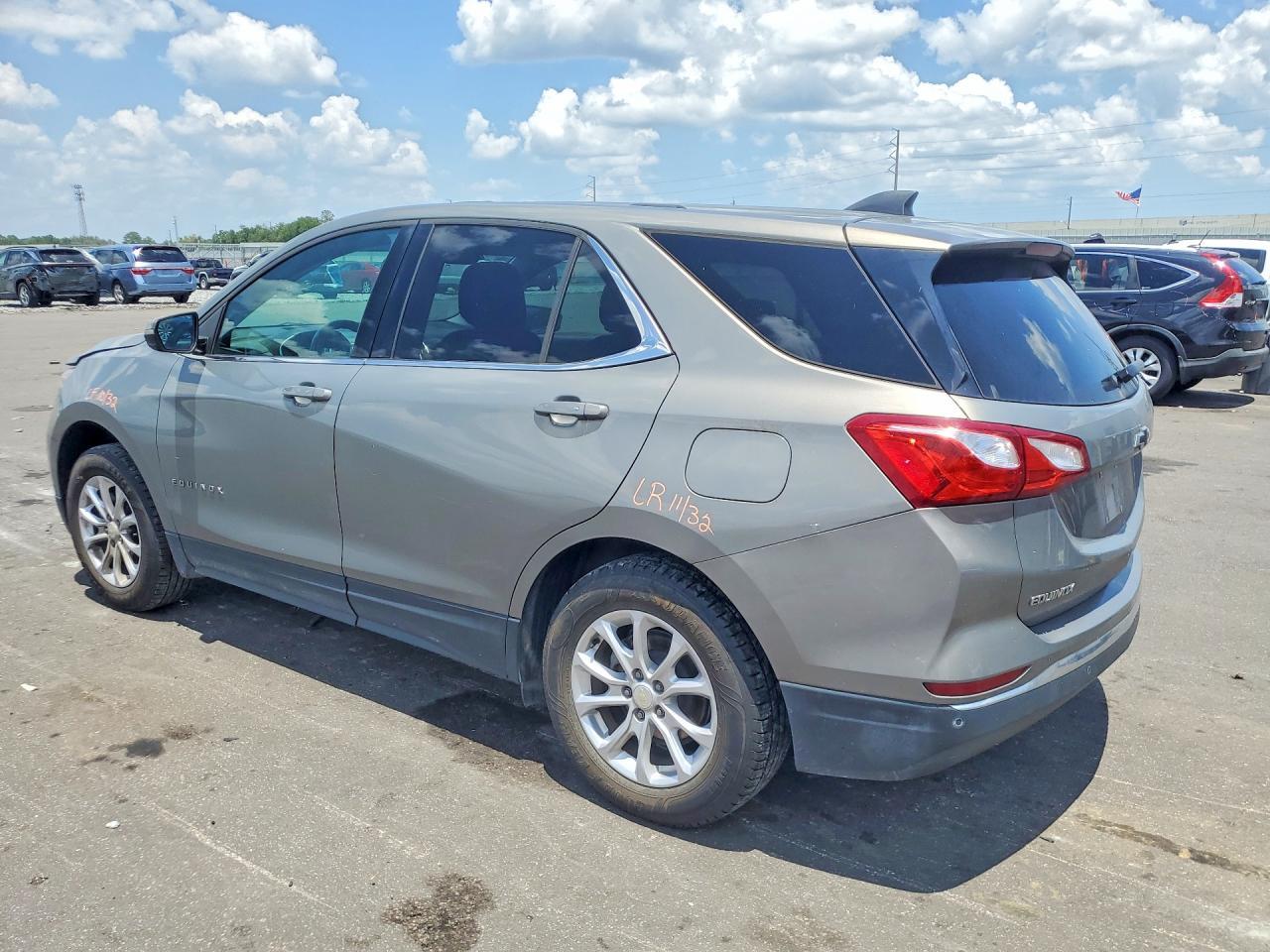 2018 Chevrolet Equinox Lt - Фото 2