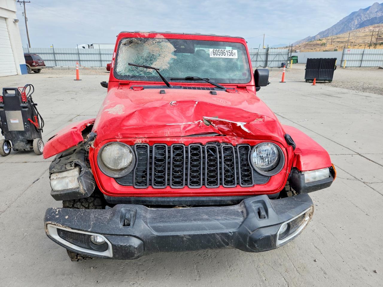 2024 Jeep Gladiator Sport - Image 5