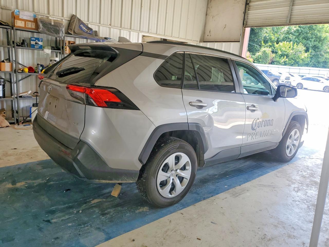 2020 Toyota Rav4 Le - Image 3
