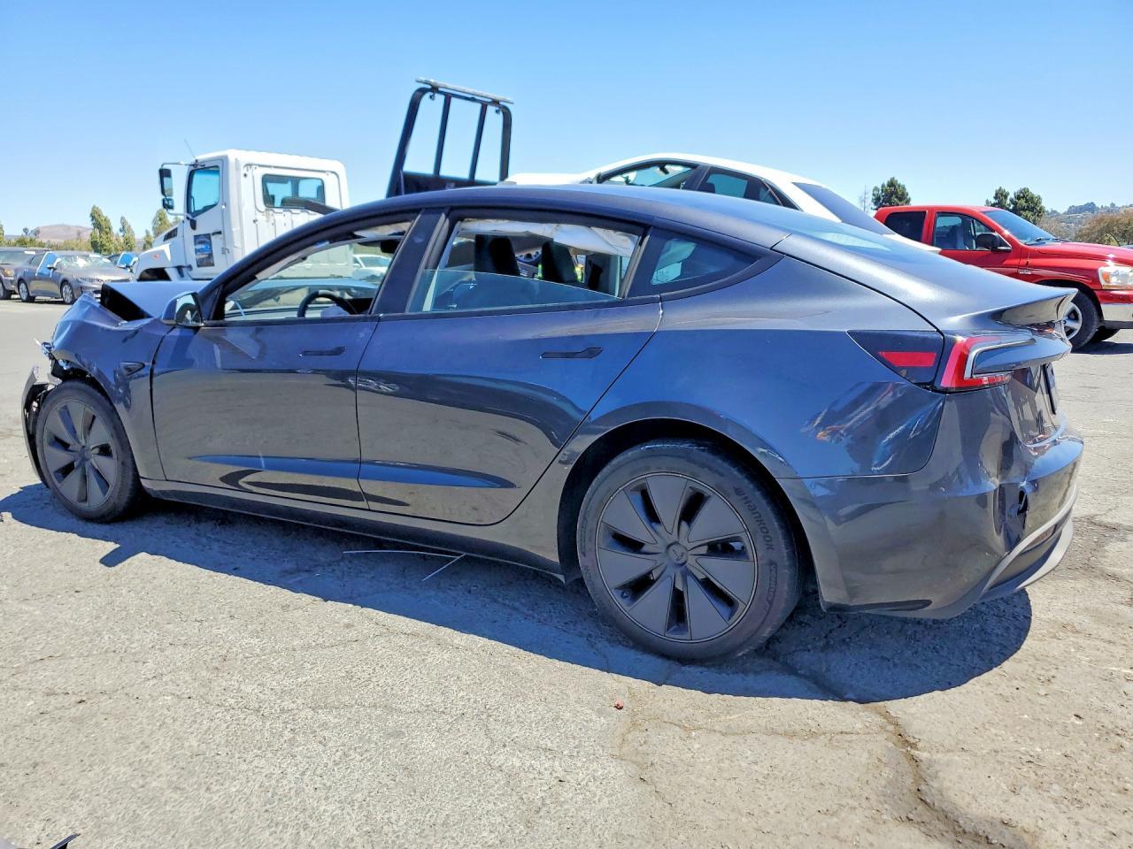 2025 Tesla Mdl 3 - Фото 2