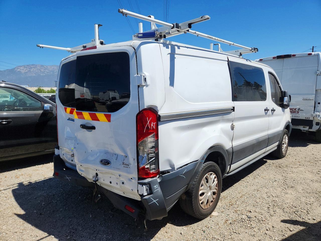 2022 Ford Transit T-350 - Фото 3