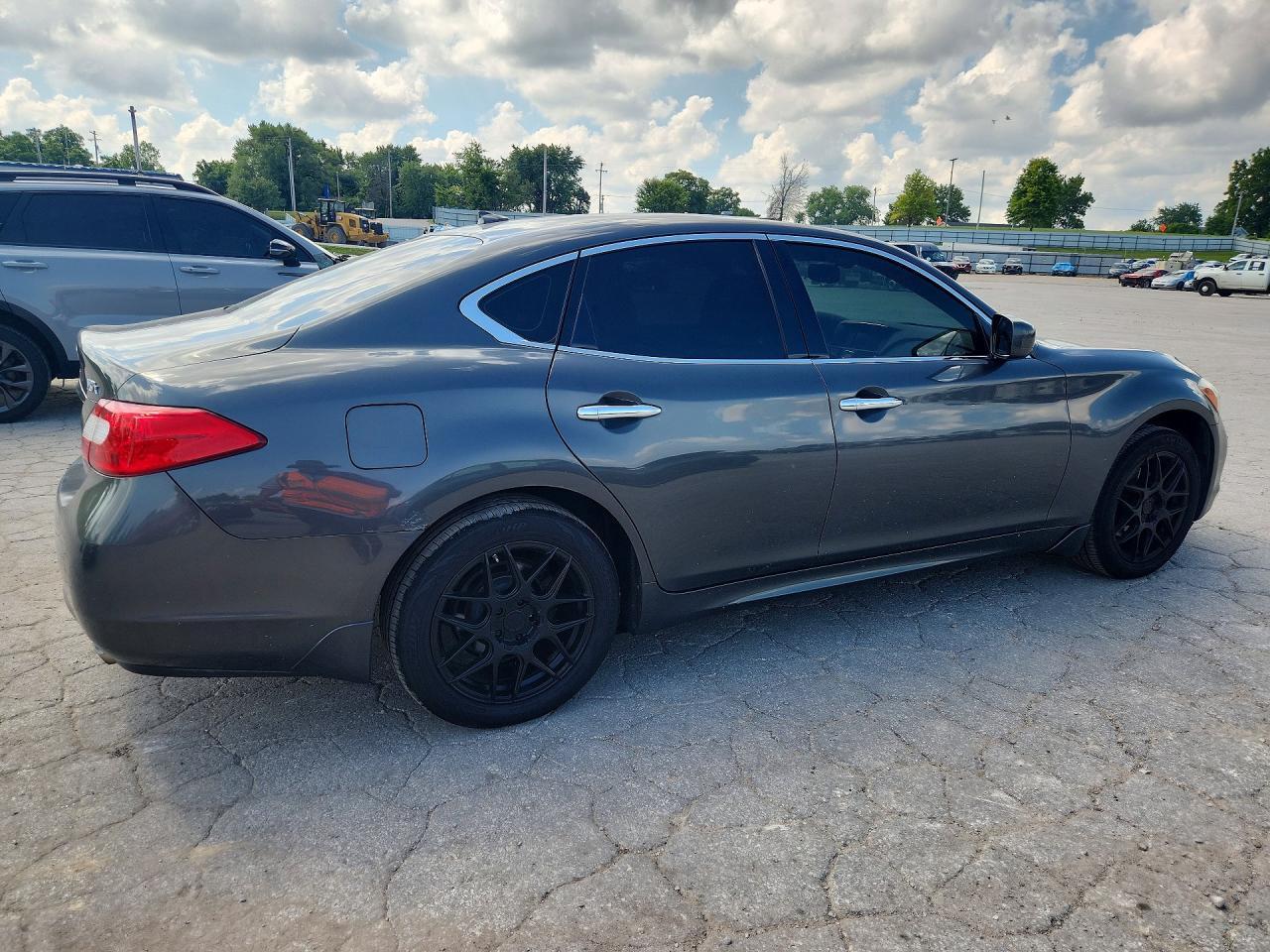 2011 Infiniti M37 X - Фото 3