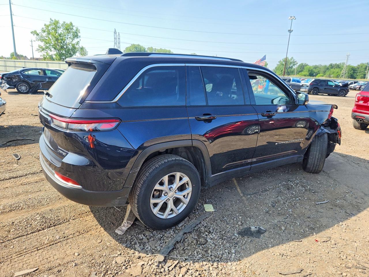 2023 Jeep Grand Cherokee Limited - Фото 3