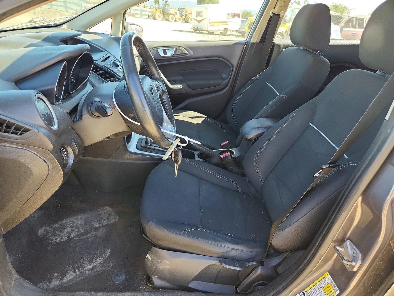 2014 Ford Fiesta Se - Image 7