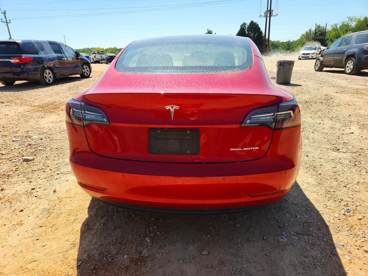 2022 Tesla Model 3 - Image 6