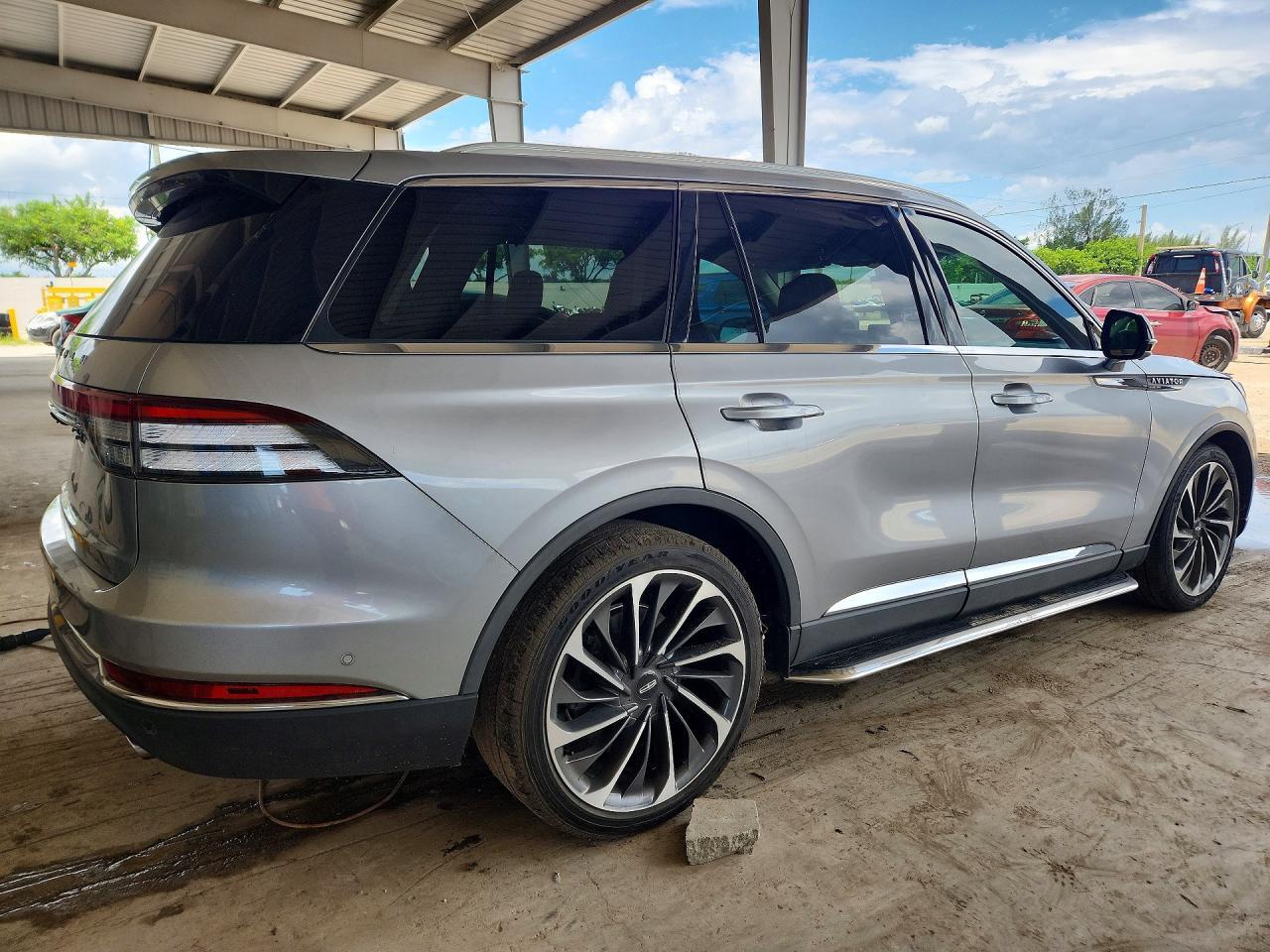 2020 Lincoln Aviator Reserve - Image 3