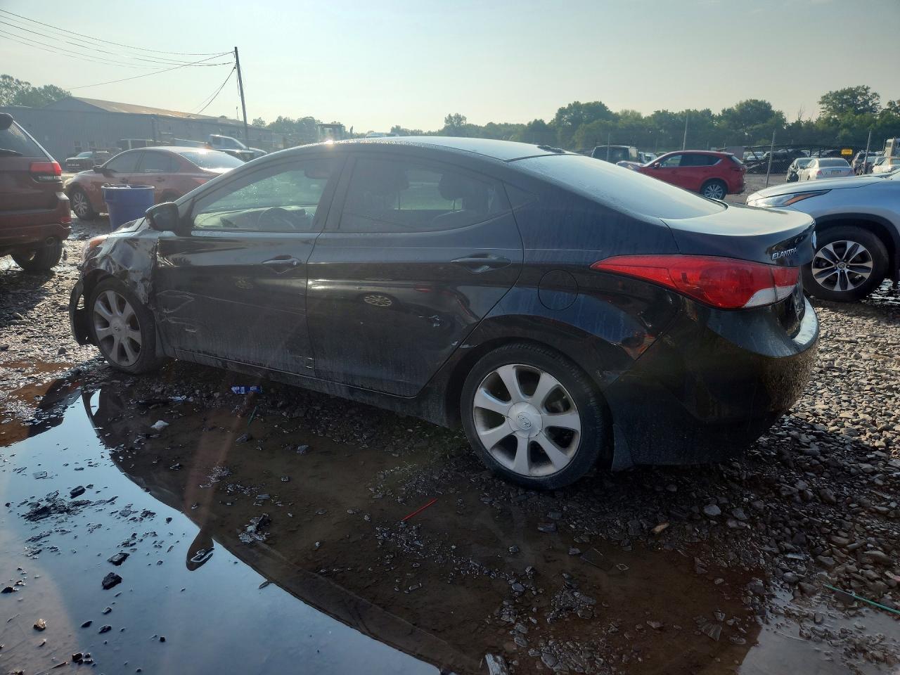 2013 Hyundai Elantra Gls - Image 2