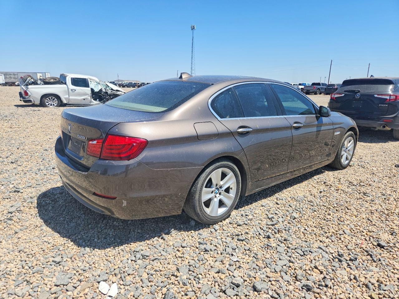 2011 BMW 528 I - Фото 3