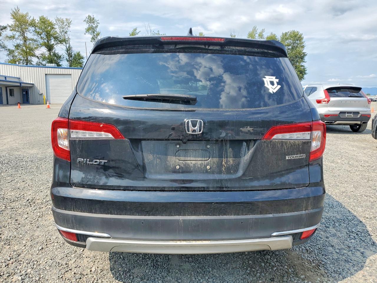 2022 Honda Pilot Touring - Image 6
