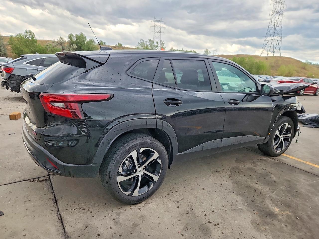 2025 Chevrolet Trax 1Rs - Image 3