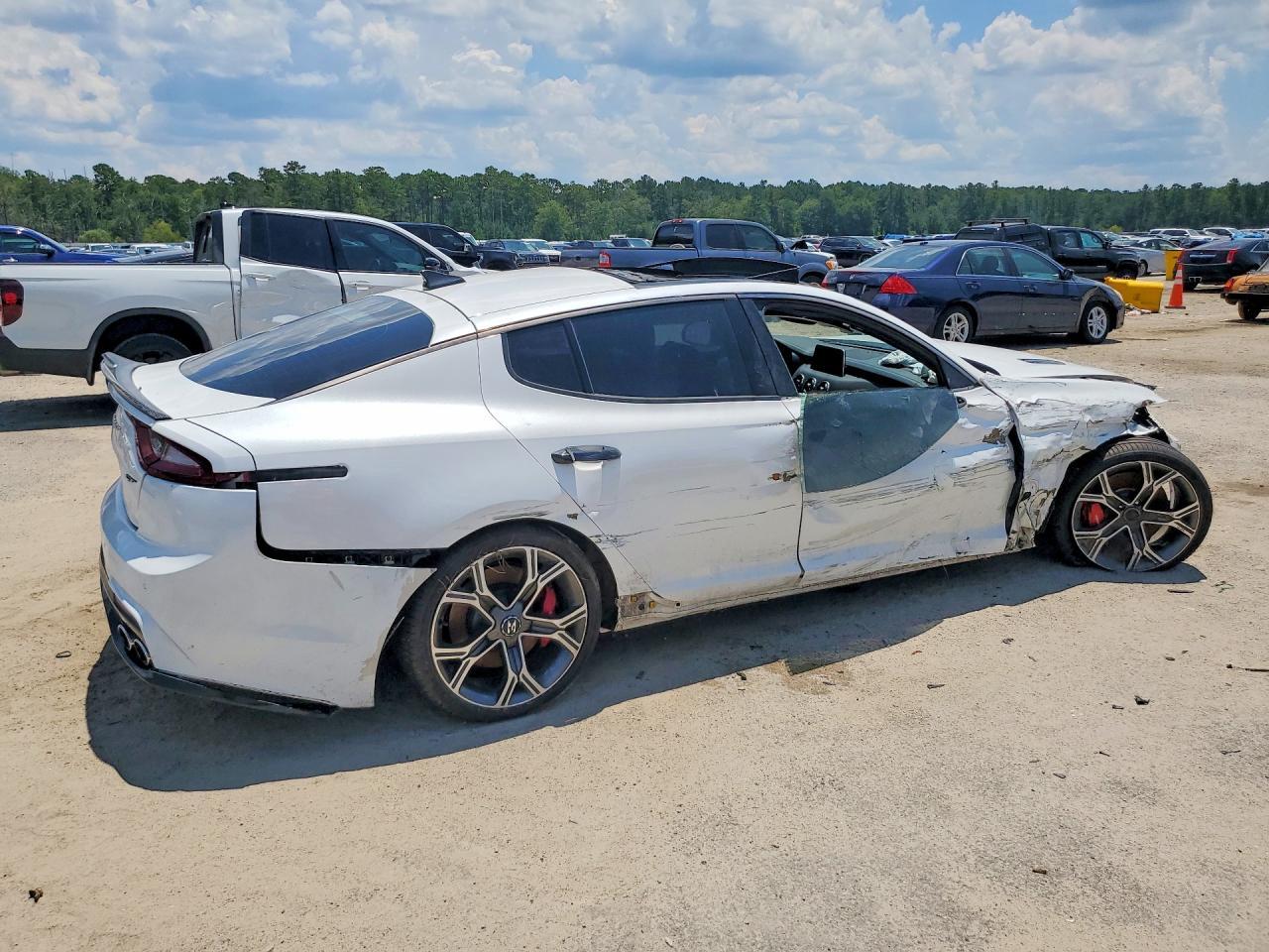 2019 Kia Stinger Gt2 - Image 3