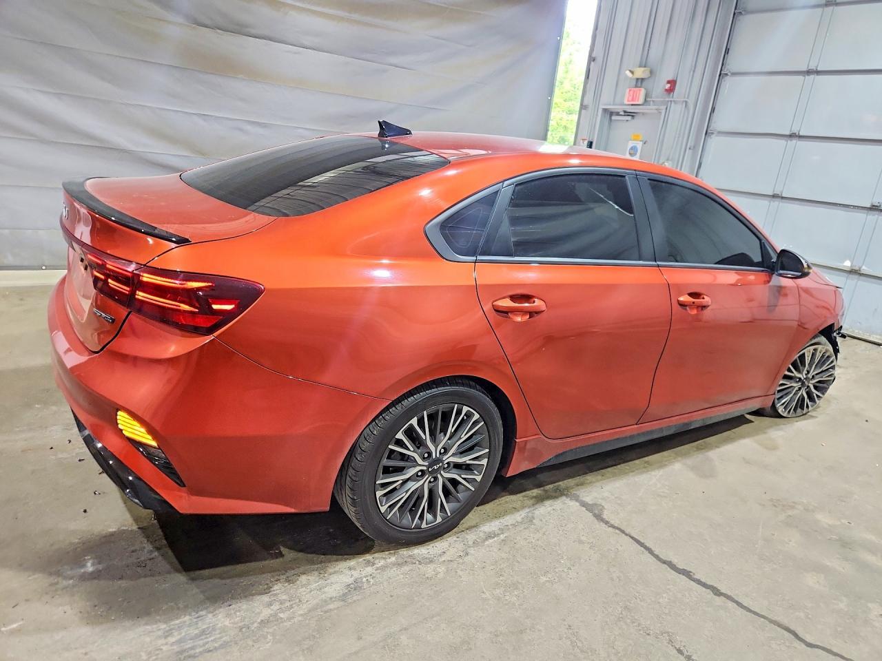 2023 Kia Forte Gt Line - Image 3