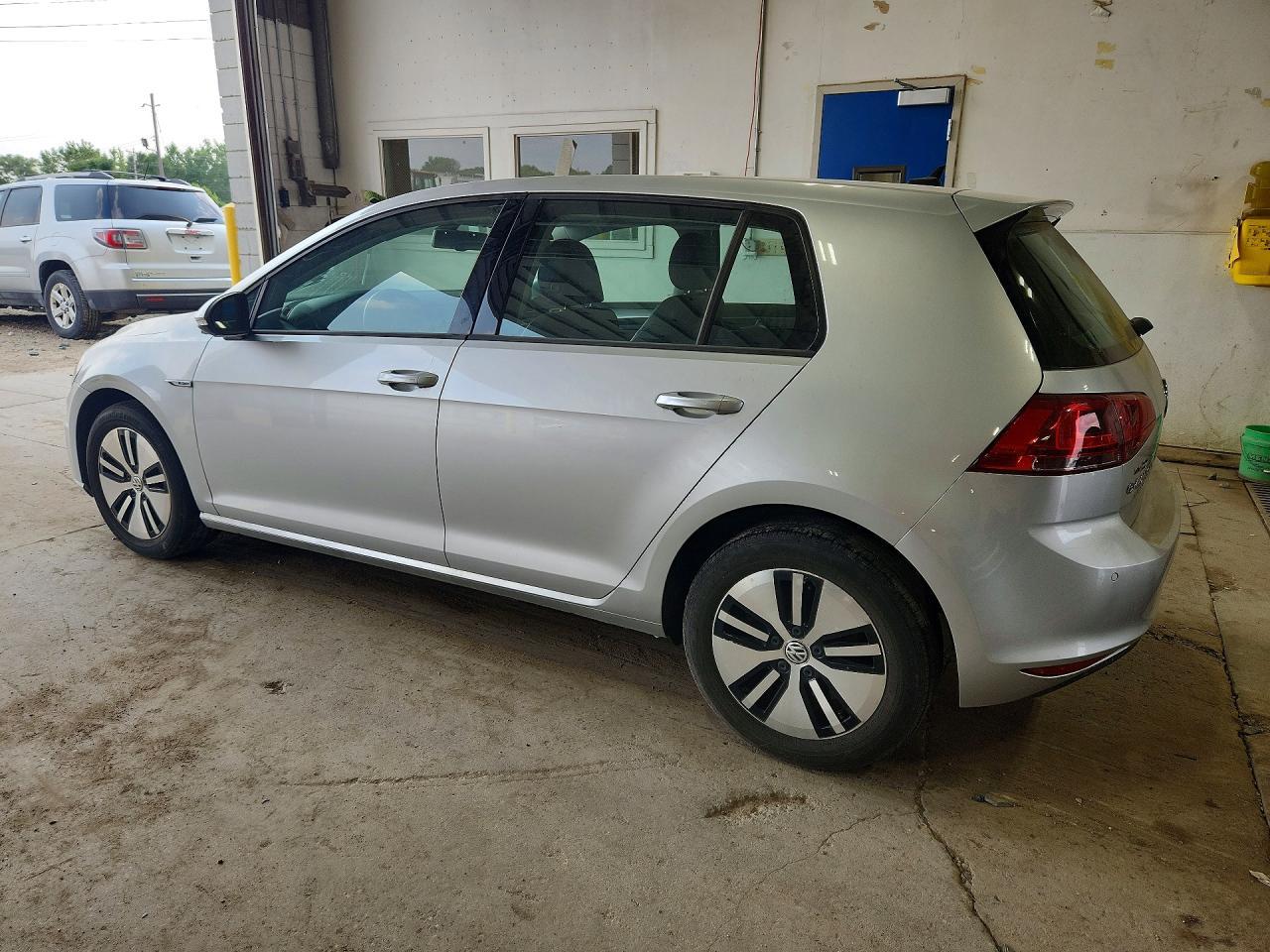 2016 Volkswagen E-Golf Sel Premium - Фото 2