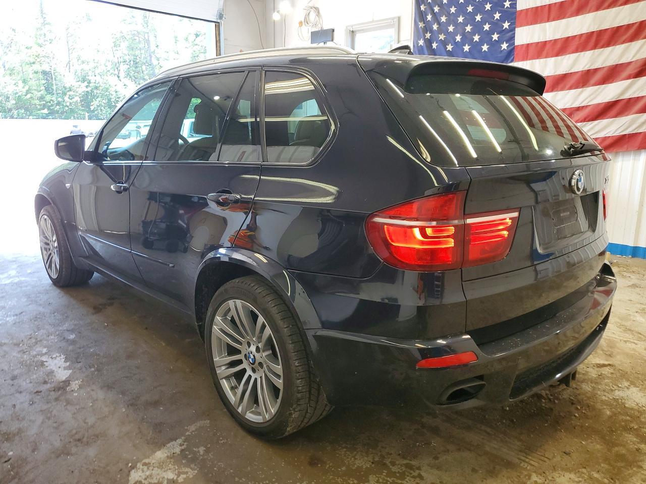 2011 BMW X5 xDrive50I - Image 2
