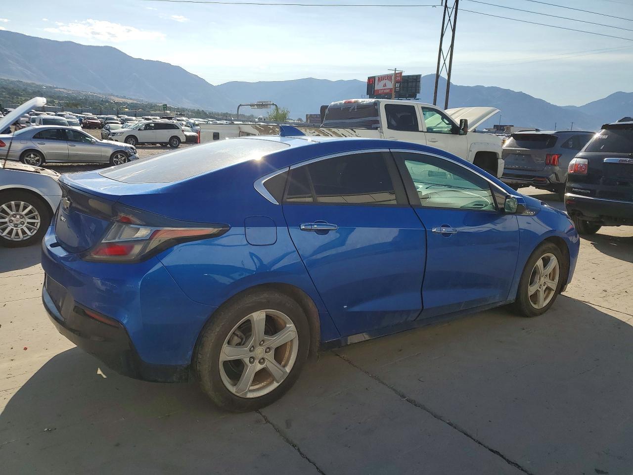 2017 Chevrolet Volt Lt - Фото 3