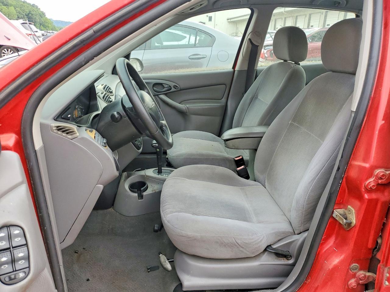 2004 Ford Focus - Фото 7