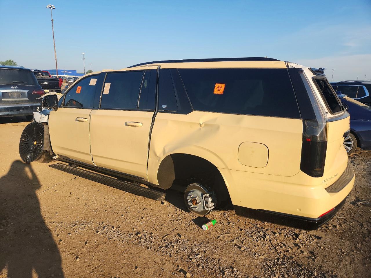 2025 Cadillac Escalade Esv Sport - Фото 2