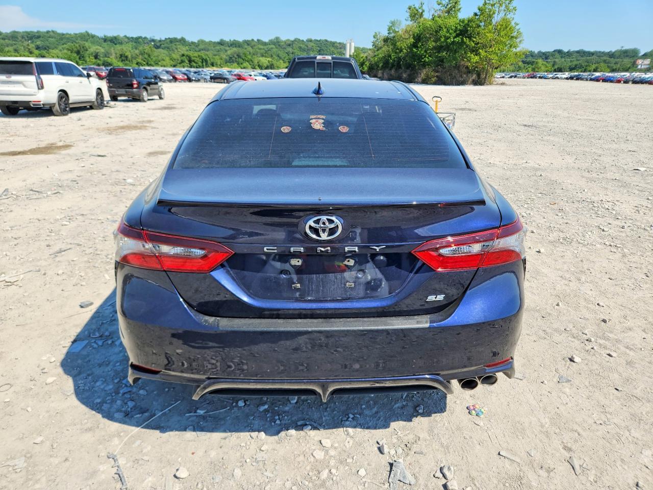 2021 Toyota Camry Se - Image 6