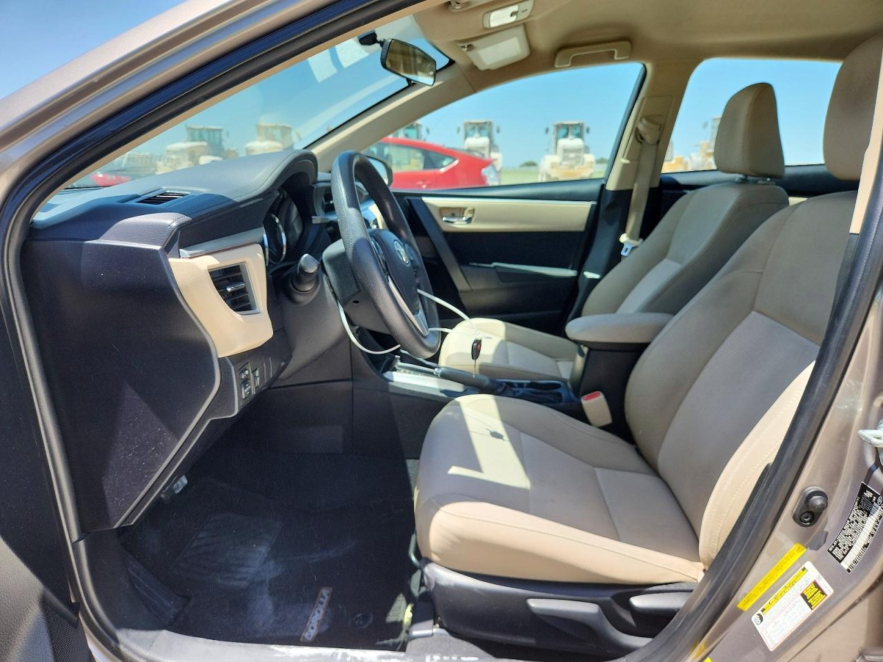 2015 Toyota Corolla Le - Фото 7
