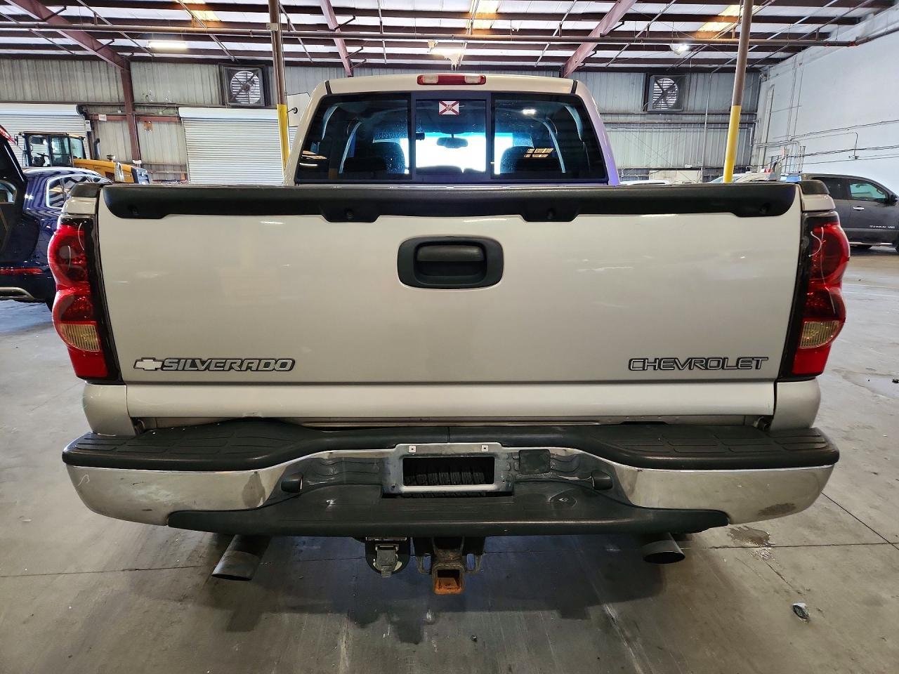 2005 Chevrolet Silverado K1500 - Image 6