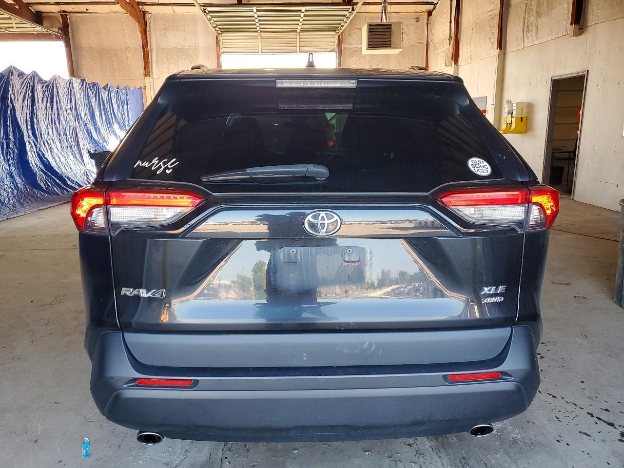 2021 Toyota Rav4 Xle Premium - Фото 6