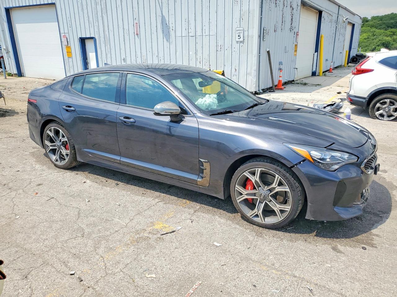 2020 Kia Stinger Gt1 - Image 4