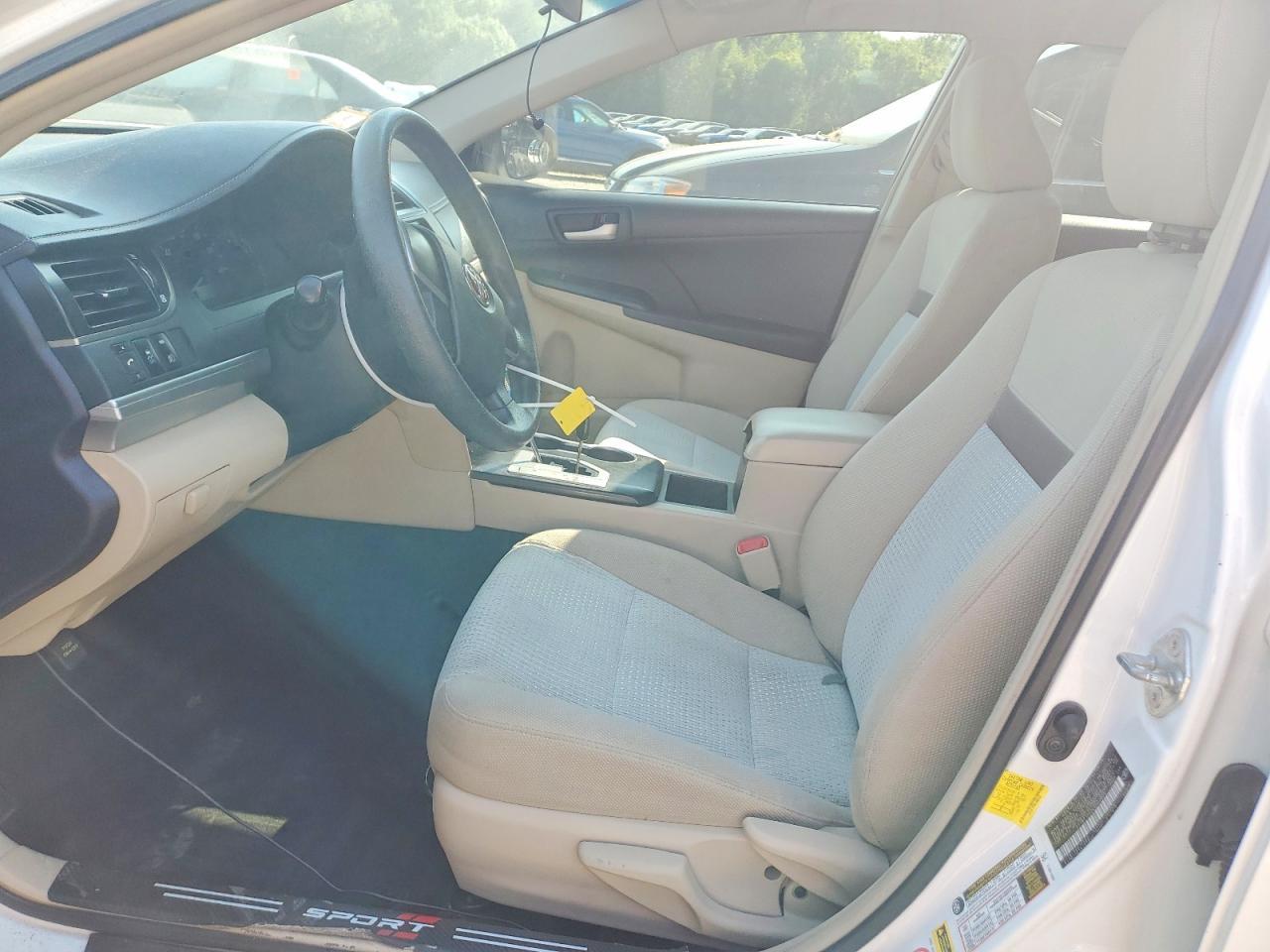 2012 Toyota Camry L - Image 7