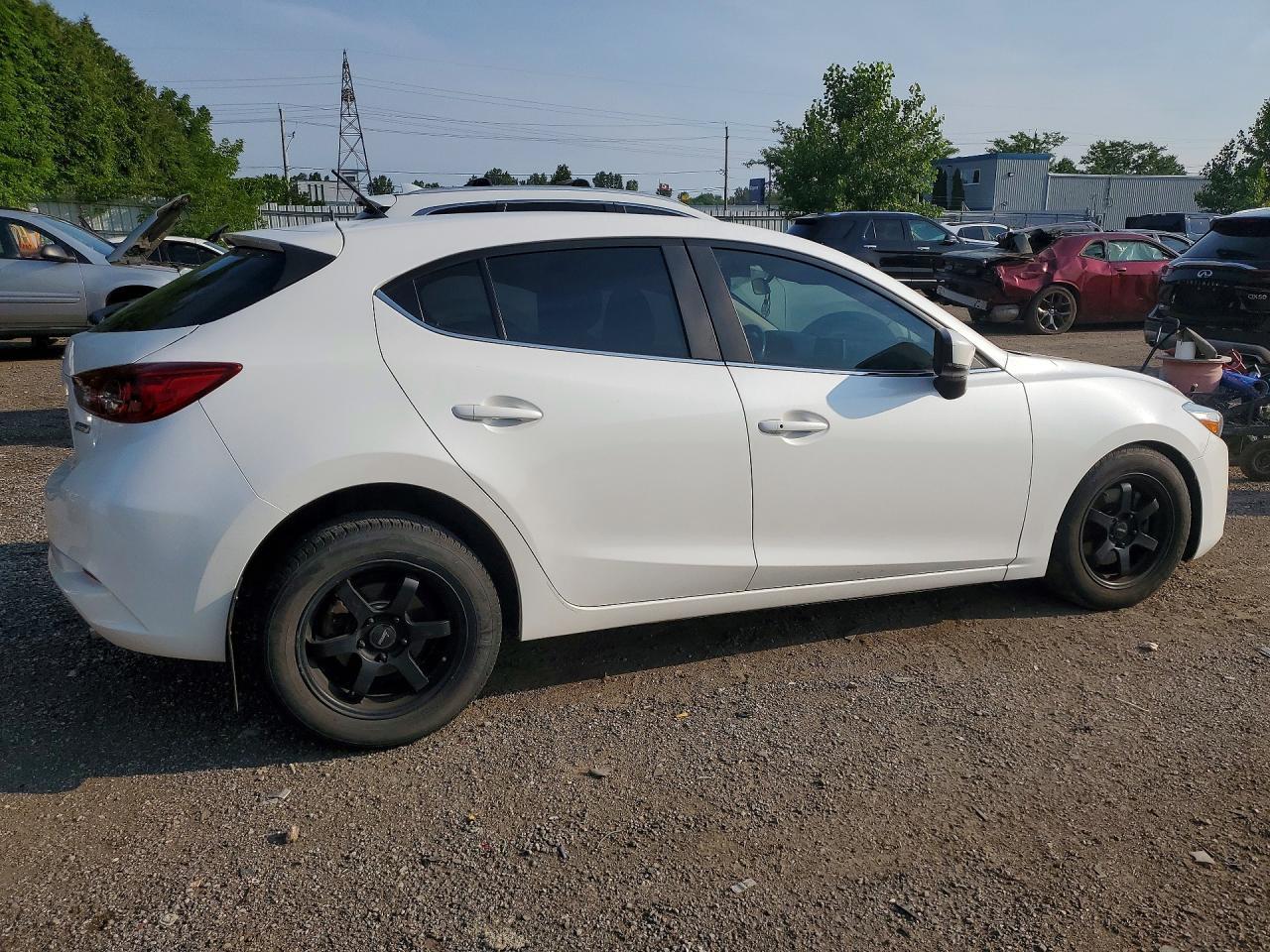 2018 Mazda 3 Touring - Image 3