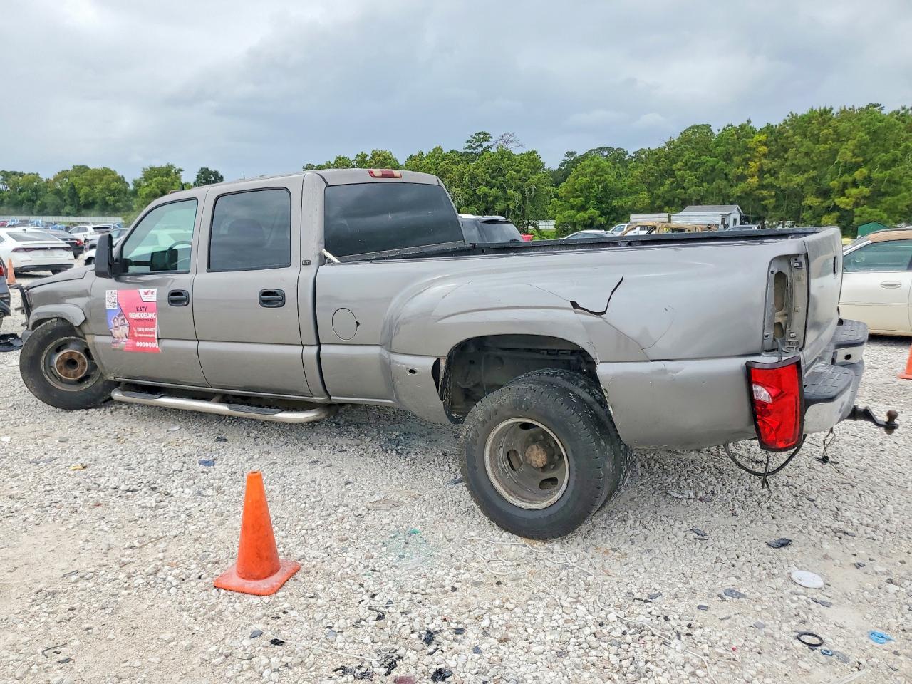 2006 Chevrolet Silverado C3500 - Фото 2