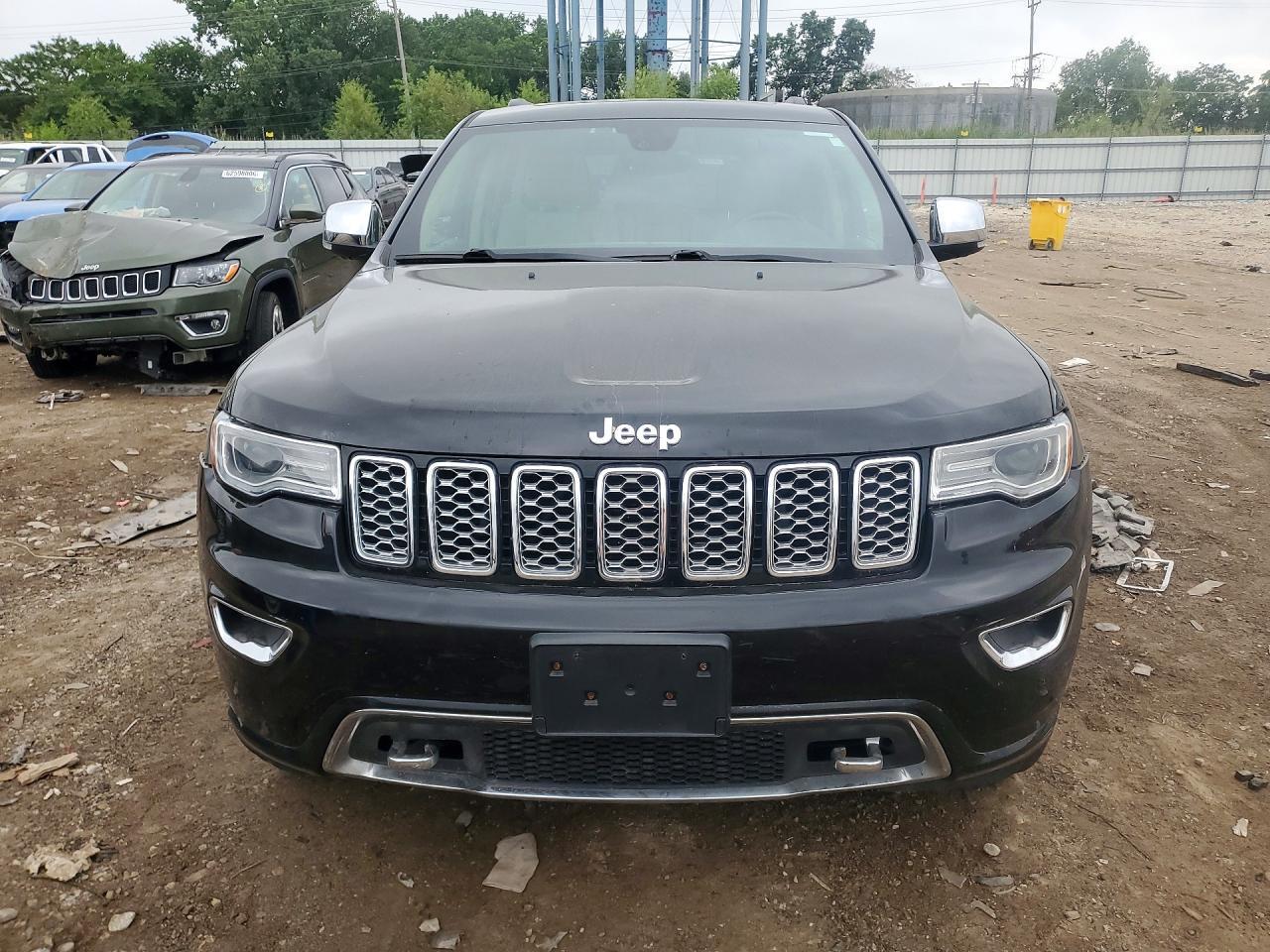 2017 Jeep Grand Cherokee Overland - Фото 5