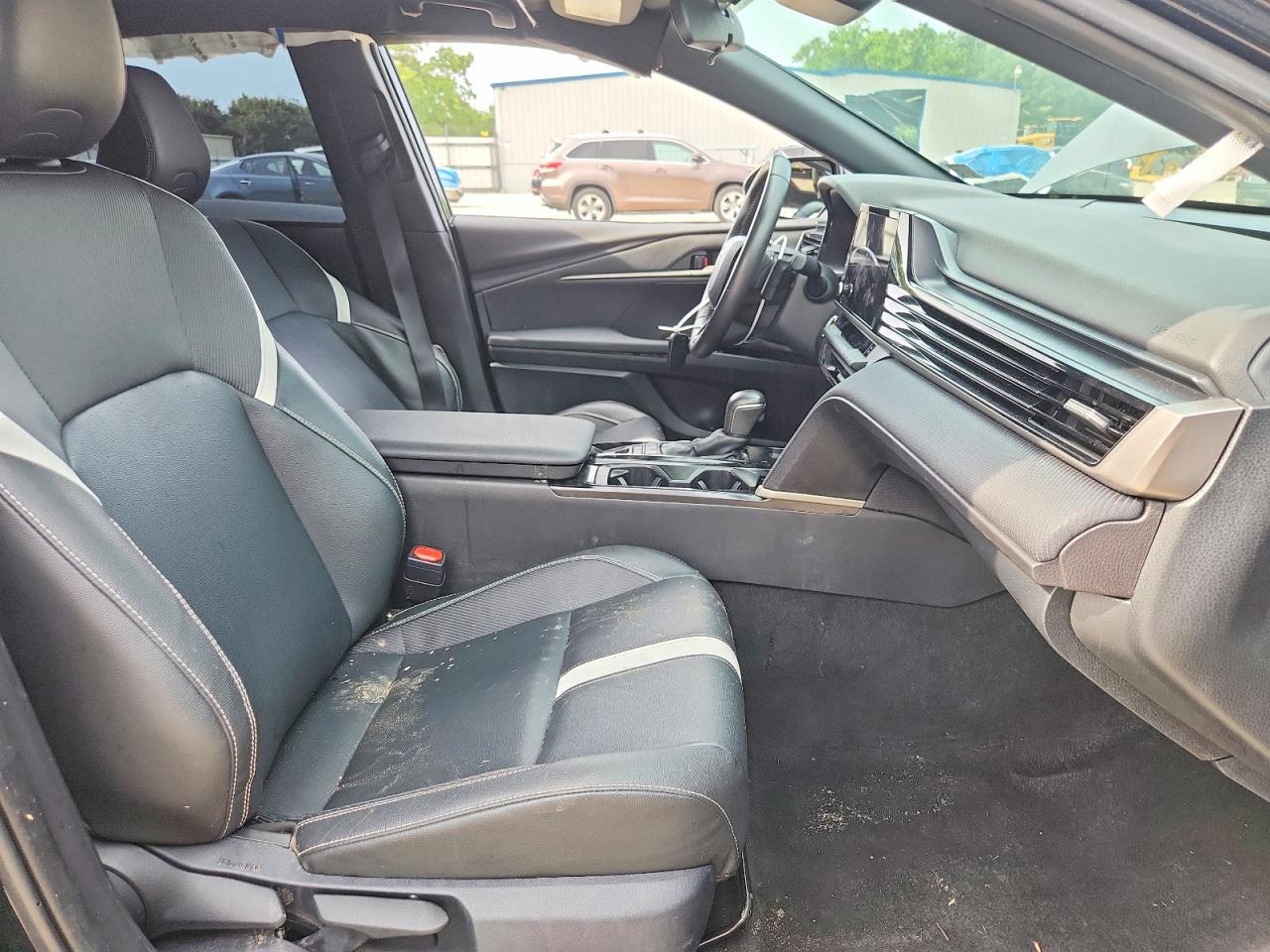 2025 Toyota Camry Se - Фото 7
