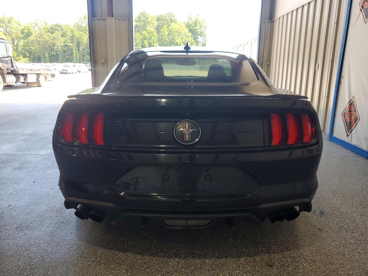2020 Ford Mustang - Фото 6
