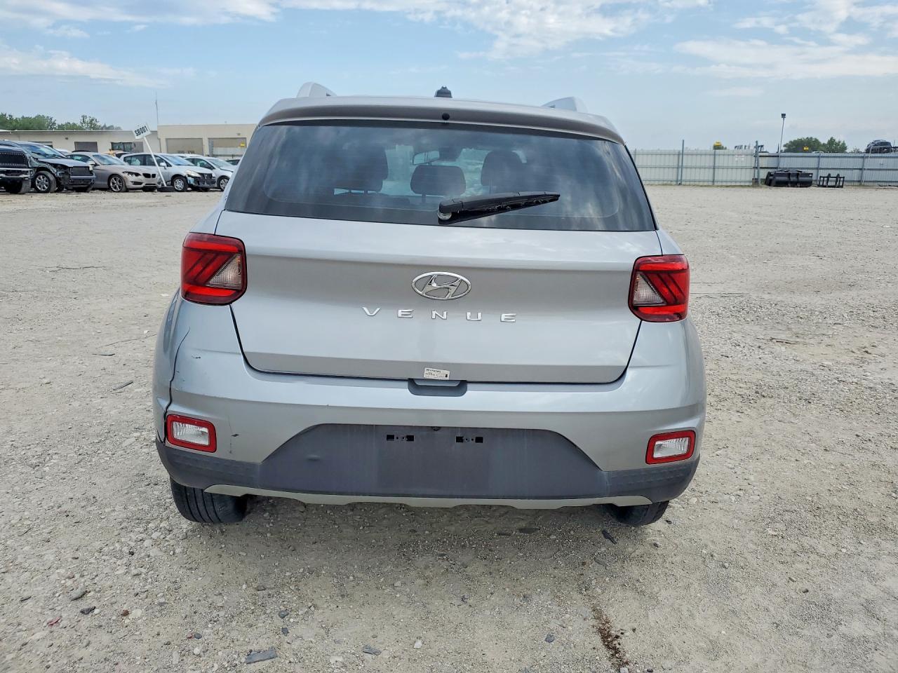 2024 Hyundai Venue Sel - Фото 6