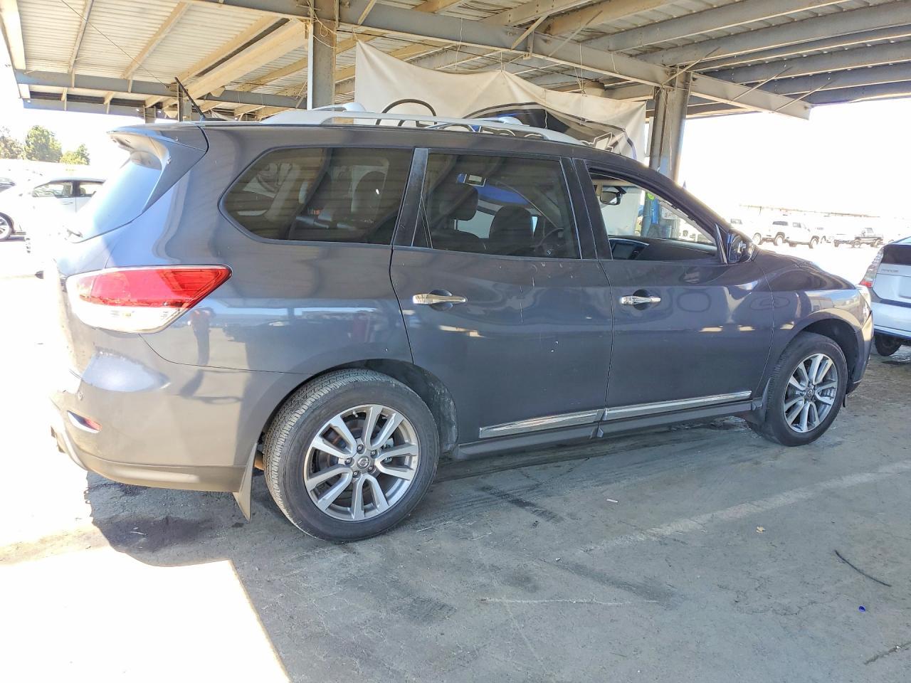 2014 Nissan Pathfinder Sl - Фото 3