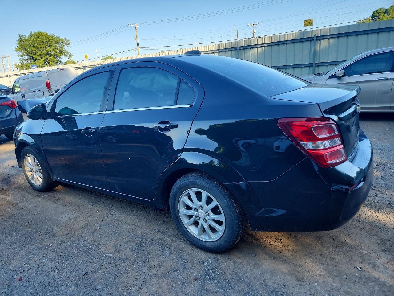 2018 Chevrolet Sonic Lt - Image 2