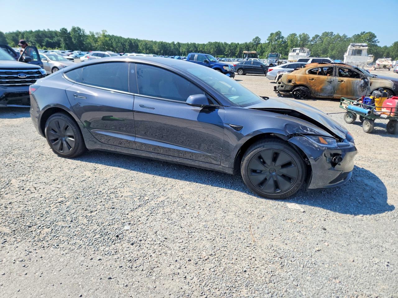 2026 Tesla Model 3 - Image 4