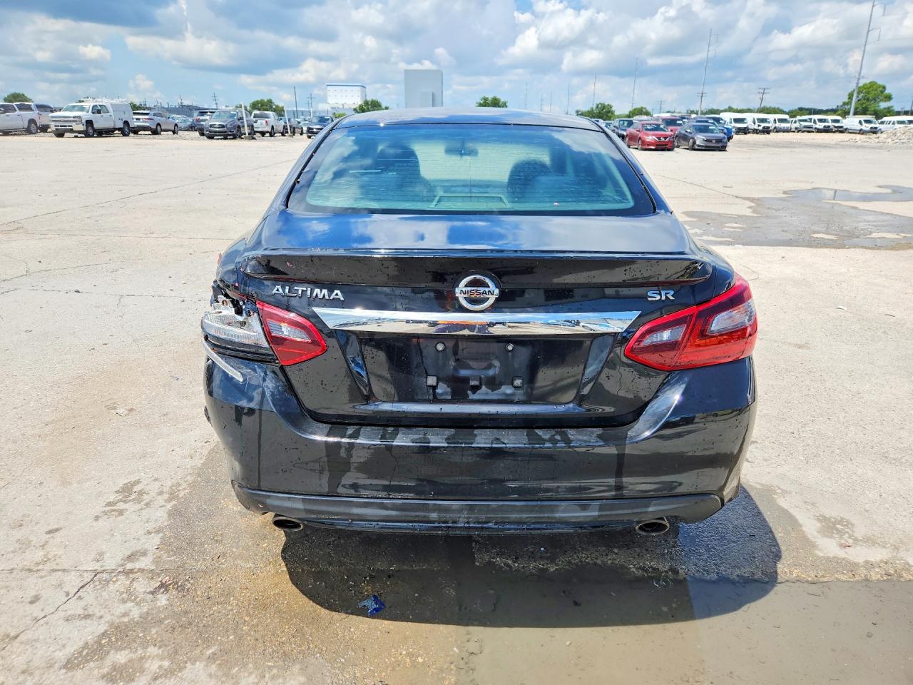 2017 Nissan Altima 2.5 Sr - Image 6